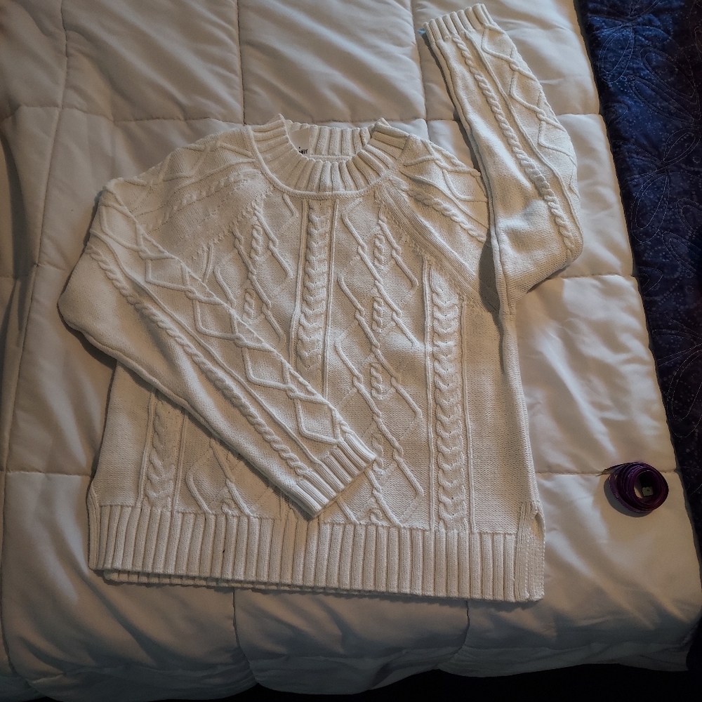 NWT GAP 100 percent cotton Fisherman sweater, S